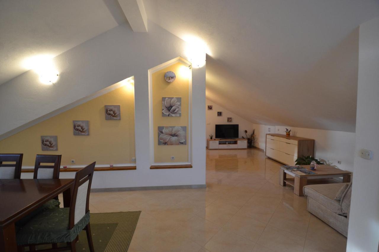 Apartman Nakić Split Zewnętrze zdjęcie